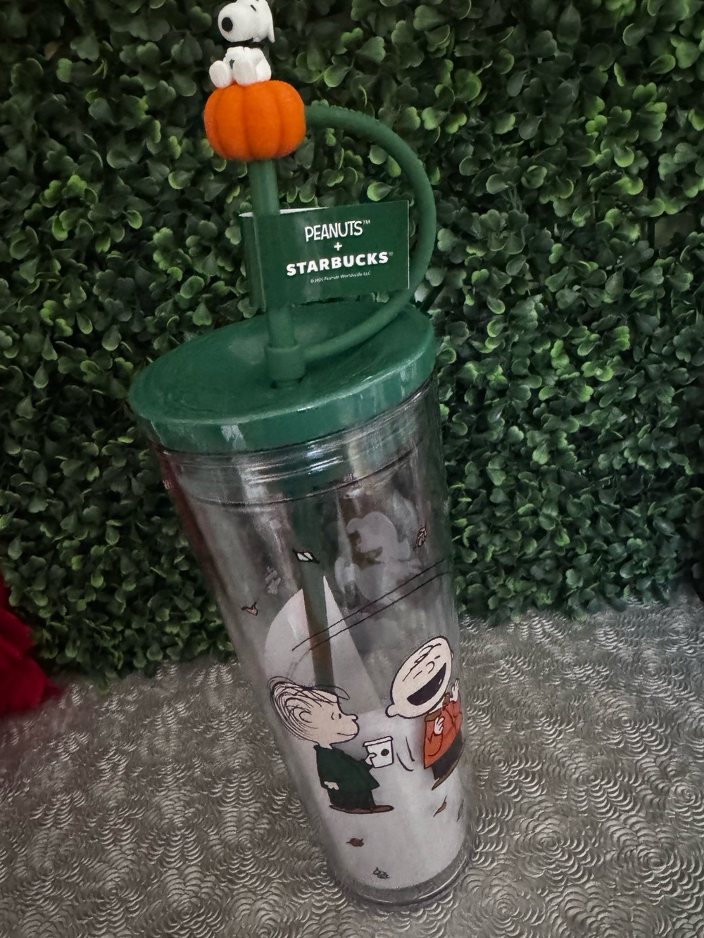 NWT🎃 Starbucks Peanuts 24oz Clear Cold Cup with Snoopy Silicone Stopper - Picture 4 of 5